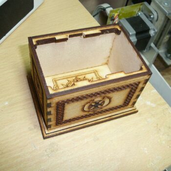 Шкатулка Shield box